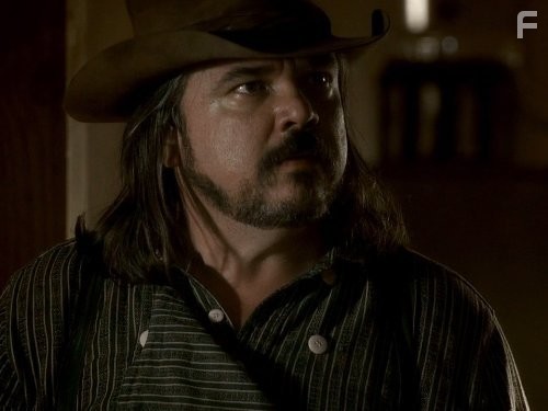W. Earl Brown in Дедвуд (2004)