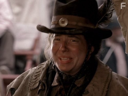 Robin Weigert in Дедвуд (2004)