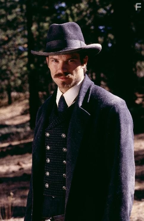 Timothy Olyphant in Дедвуд (2004)