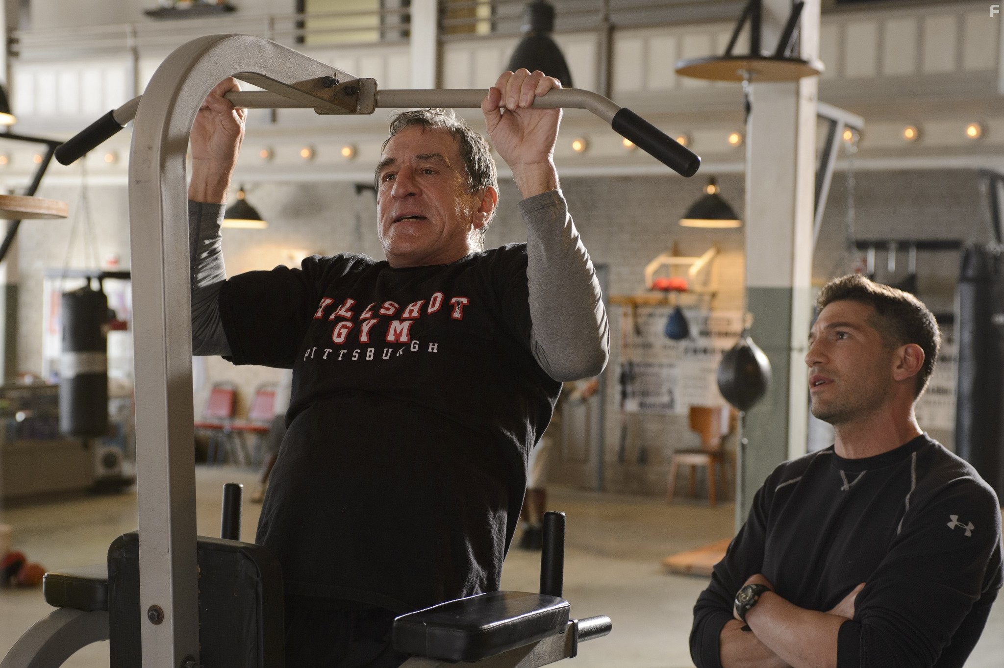 Robert De Niro and Jon Bernthal in Забойный реванш (2013)