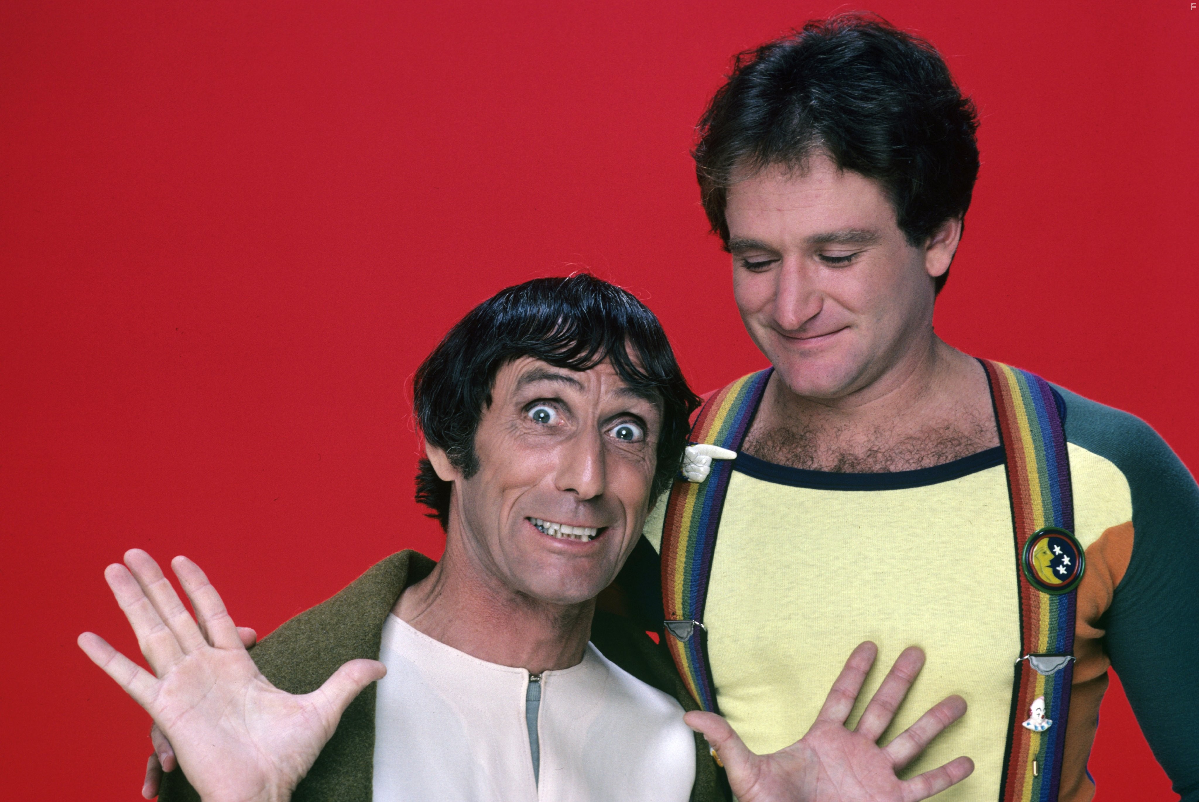 Robin Williams and Robert Donner in Морк и Минди (1978)