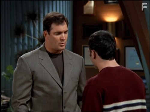 Patrick Warburton in Новостное радио (1995)