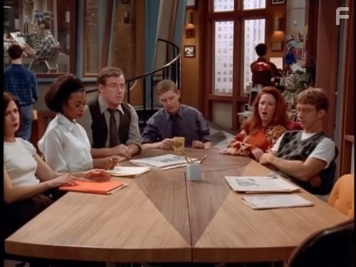 Khandi Alexander in Новостное радио (1995)