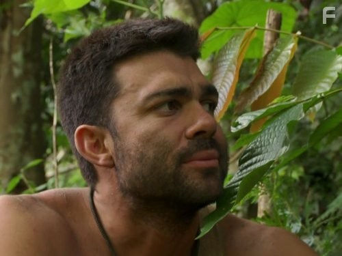 Голые и напуганные (2013)