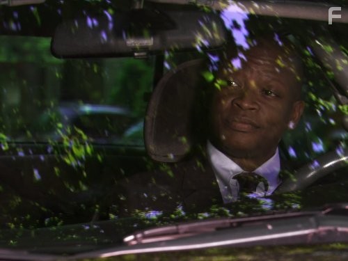 Lawrence Gilliard Jr. in Зверь (2009)