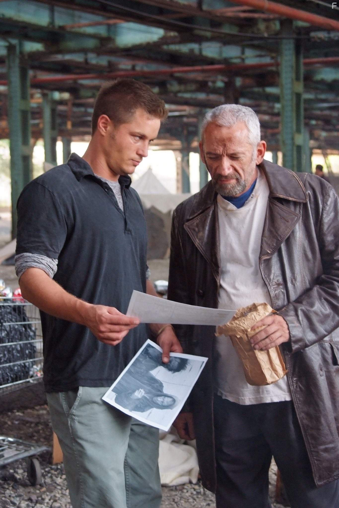 Travis Fimmel in Зверь (2009)