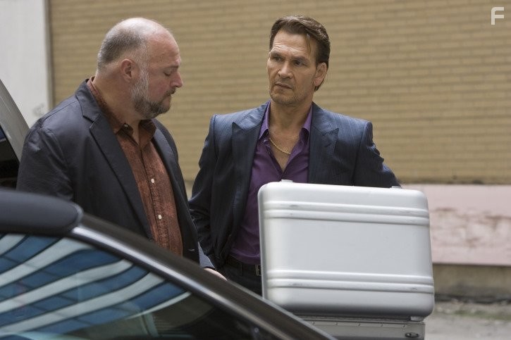 Patrick Swayze in Зверь (2009)