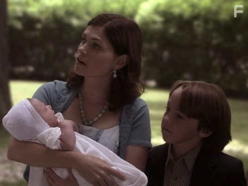 Nicole de Boer in Мертвая зона (2002)