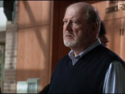 David Ogden Stiers in Мертвая зона (2002)