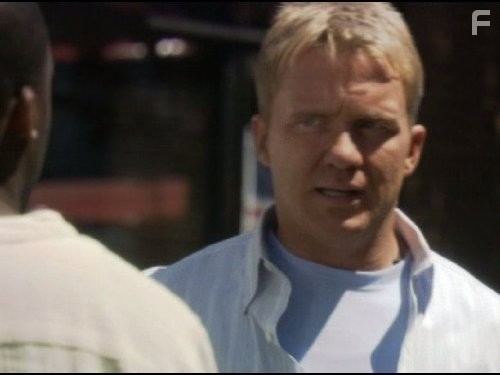 Anthony Michael Hall in Мертвая зона (2002)