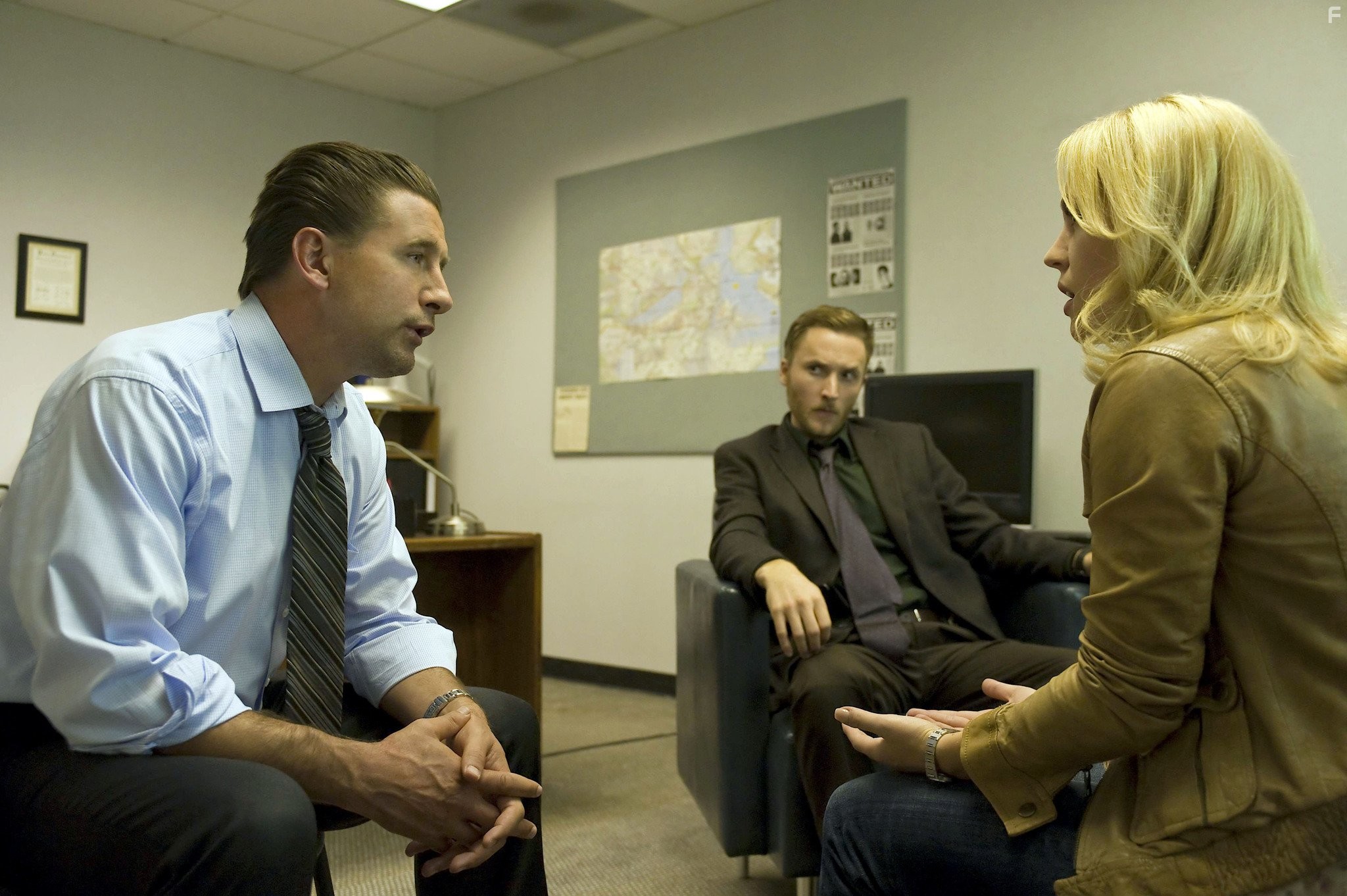 William Baldwin, Agnes Bruckner, and Joshua Close in Убийца в социальной сети (2011)
