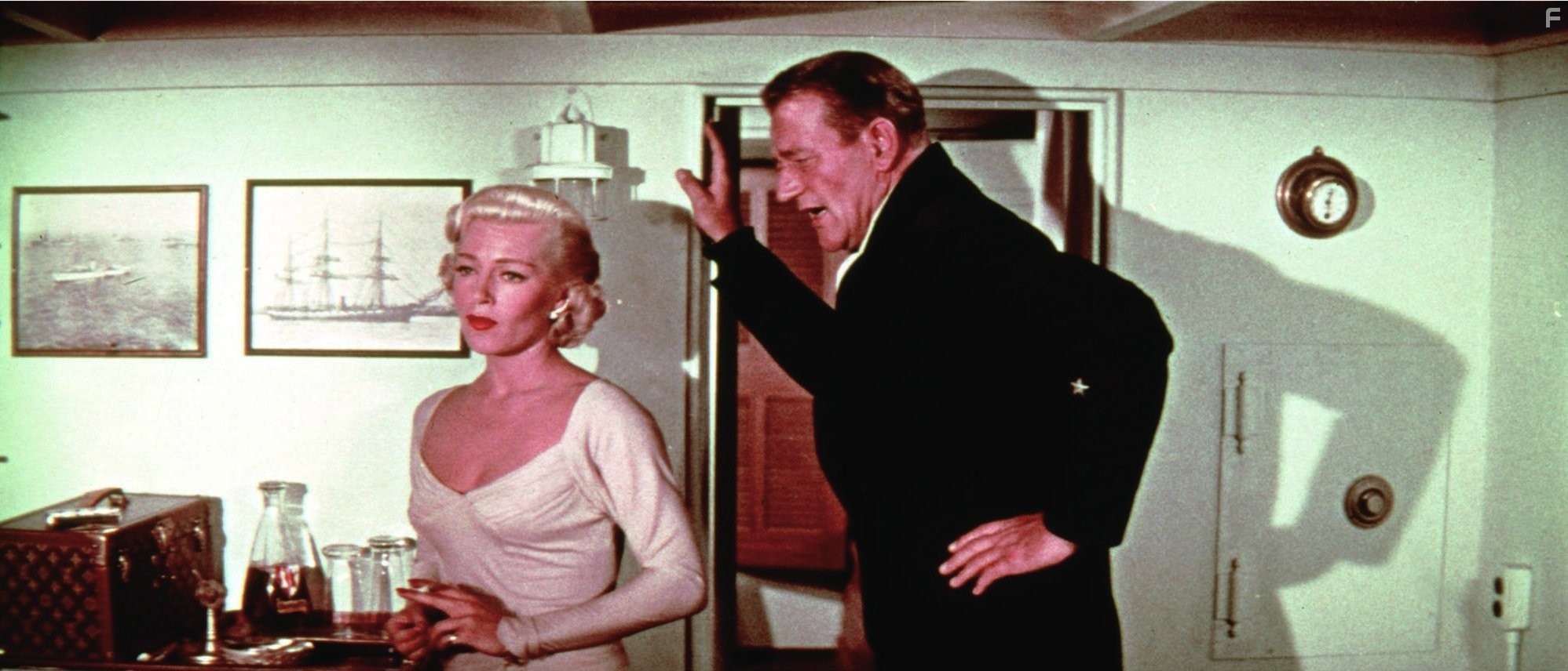 John Wayne and Lana Turner in Морская погоня (1955)