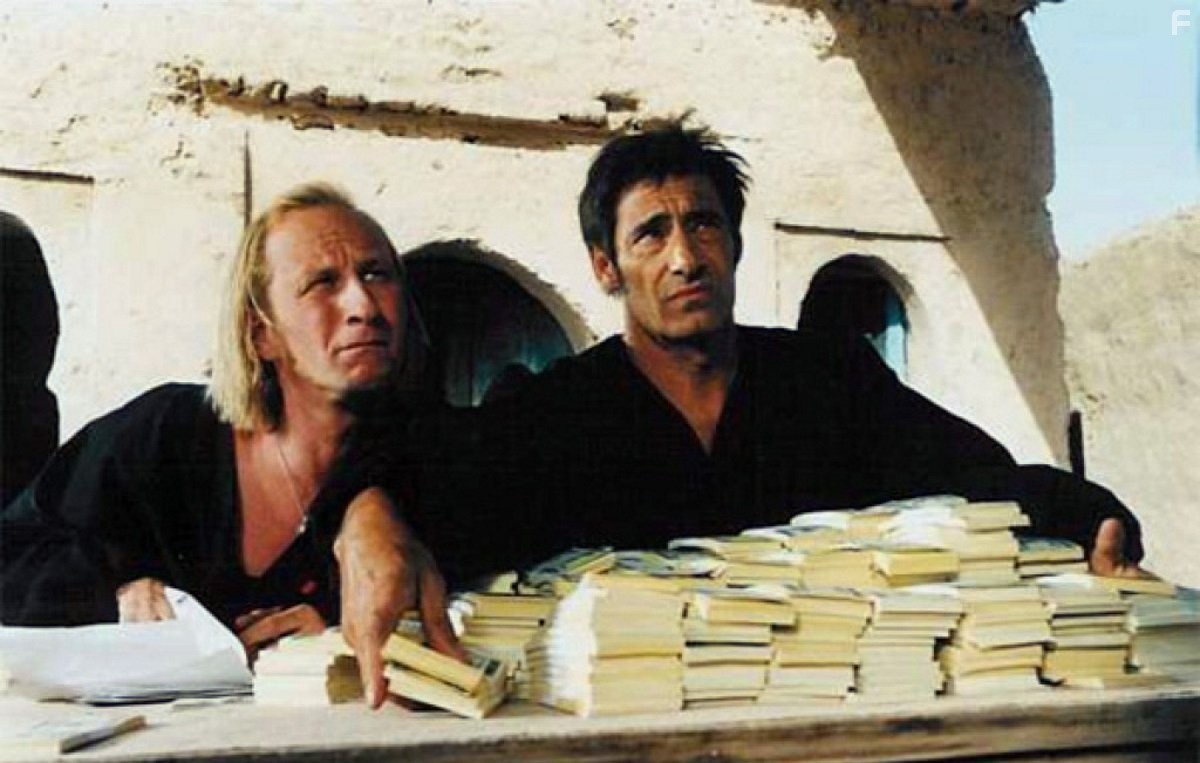 G?rard Lanvin and Beno?t Poelvoorde in Полный привод (2002)