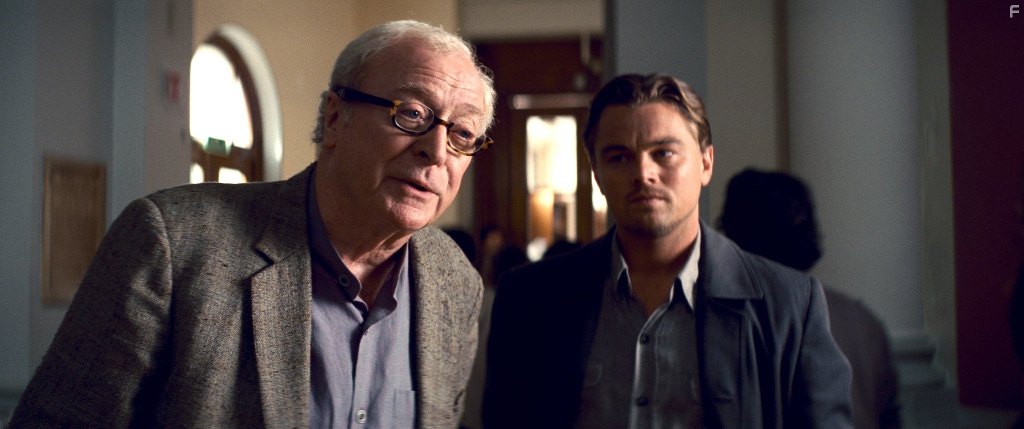 Leonardo DiCaprio and Michael Caine in Начало (2010)