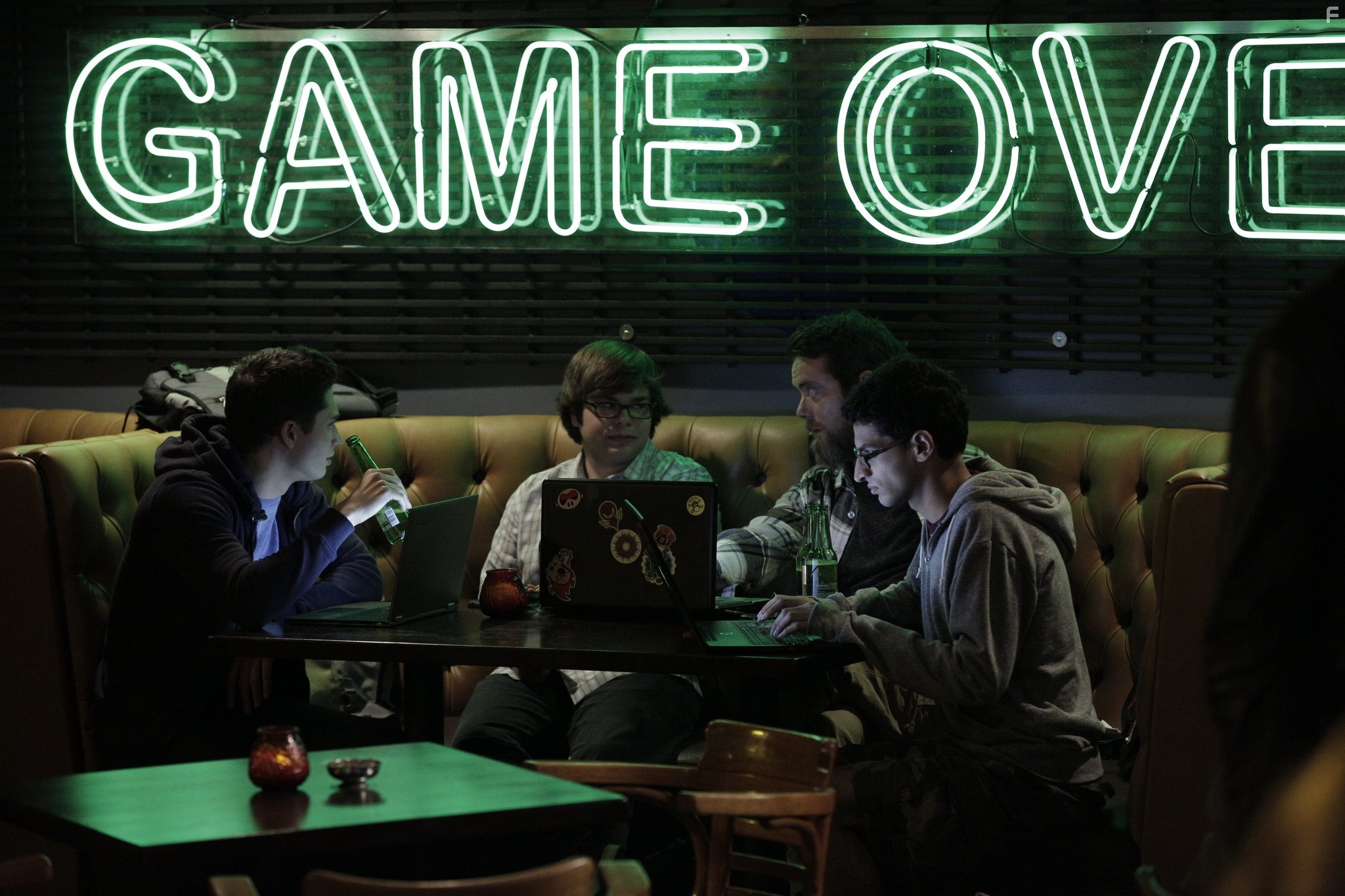 Joe Dinicol, Charlie Saxton, and Karan Soni in Бета: Pilot (2013)