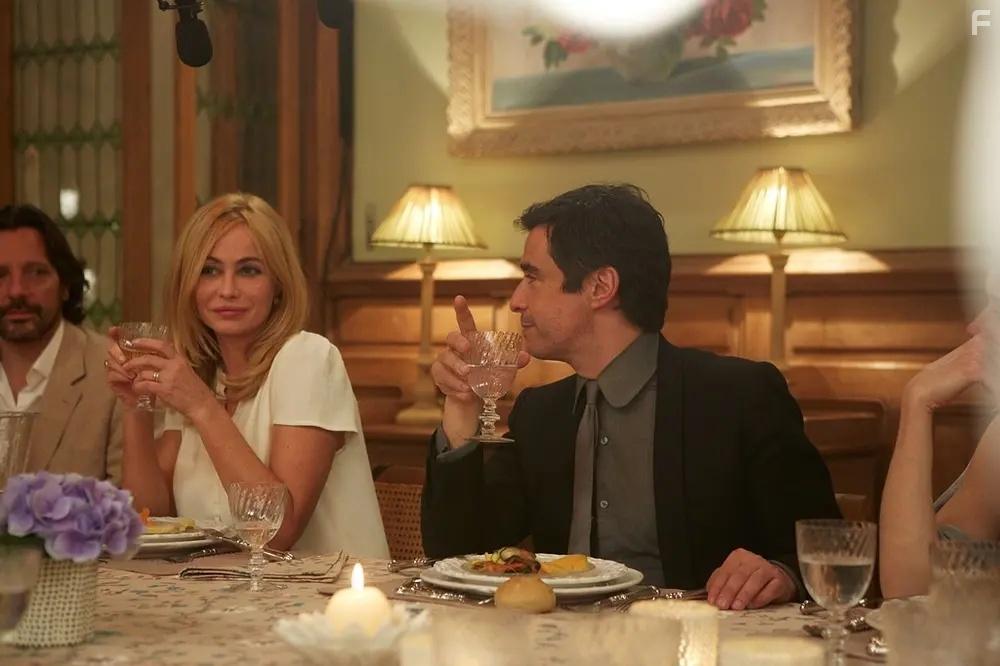 Les yeux jaunes des crocodiles (2014)