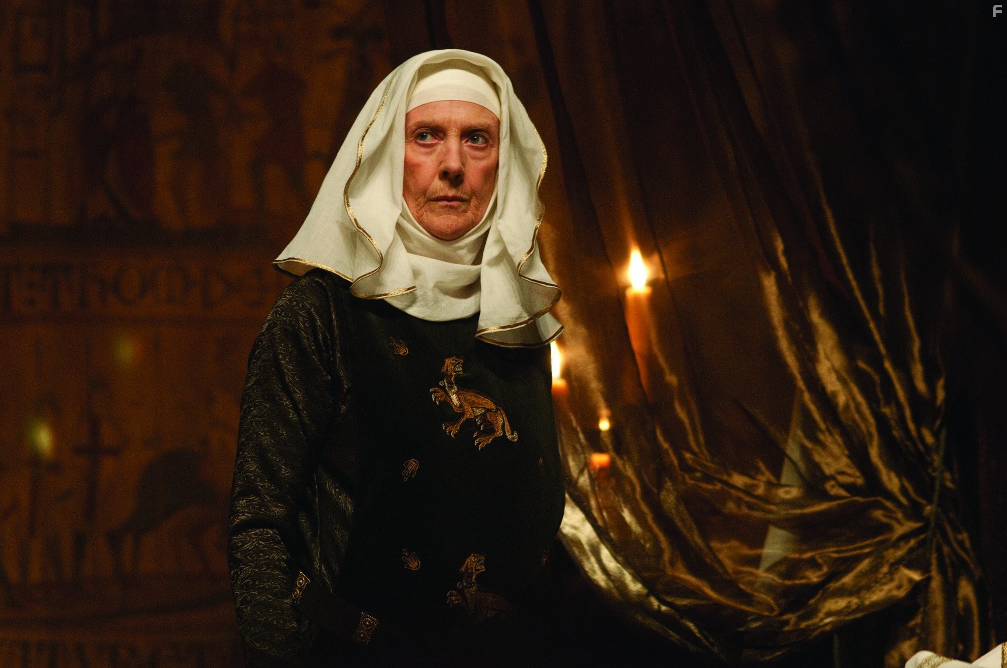 Eileen Atkins in Робин Гуд (2010)