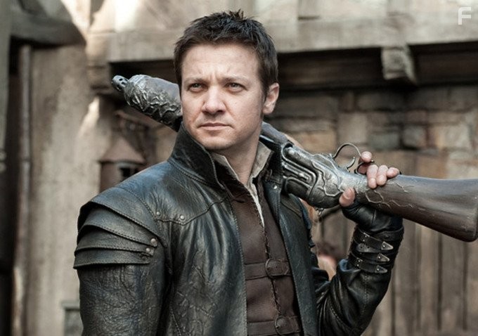 Jeremy Renner in Охотники на ведьм (2013)