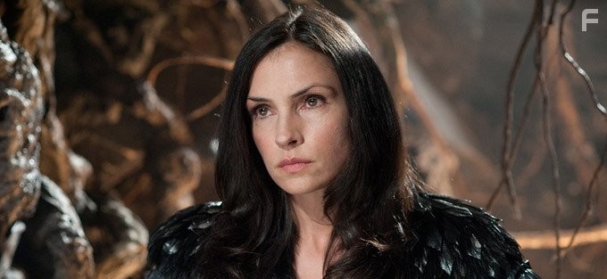 Famke Janssen in Охотники на ведьм (2013)