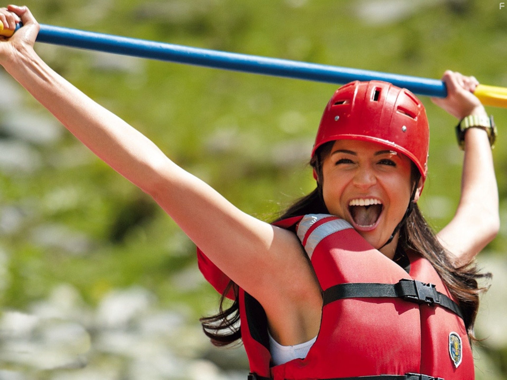 Anushka Sharma in Пока я жив (2012)