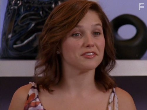 Sophia Bush in Холм одного дерева (2003)