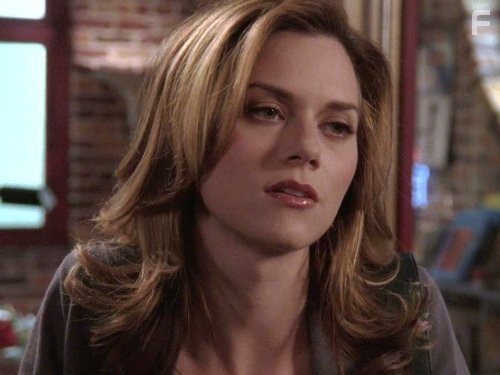 Hilarie Burton in Холм одного дерева (2003)