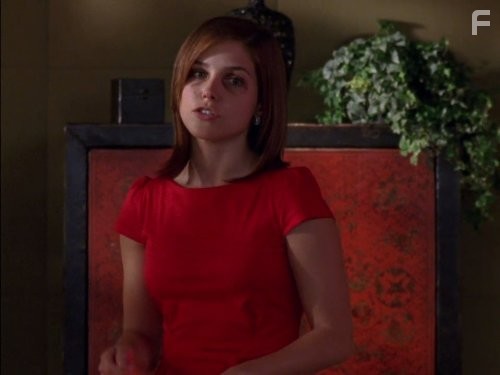 Sophia Bush in Холм одного дерева (2003)