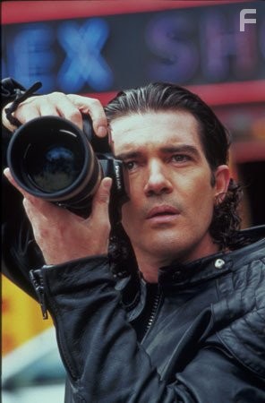 Antonio Banderas in Роковая женщина (2002)