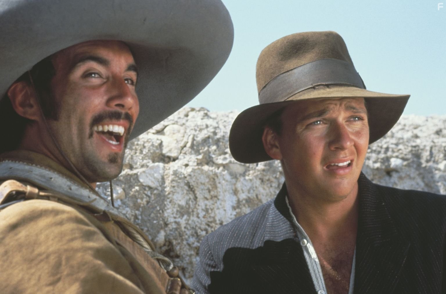 Sean Patrick Flanery and Francesco Quinn in Приключения молодого Индианы Джонса (1992)
