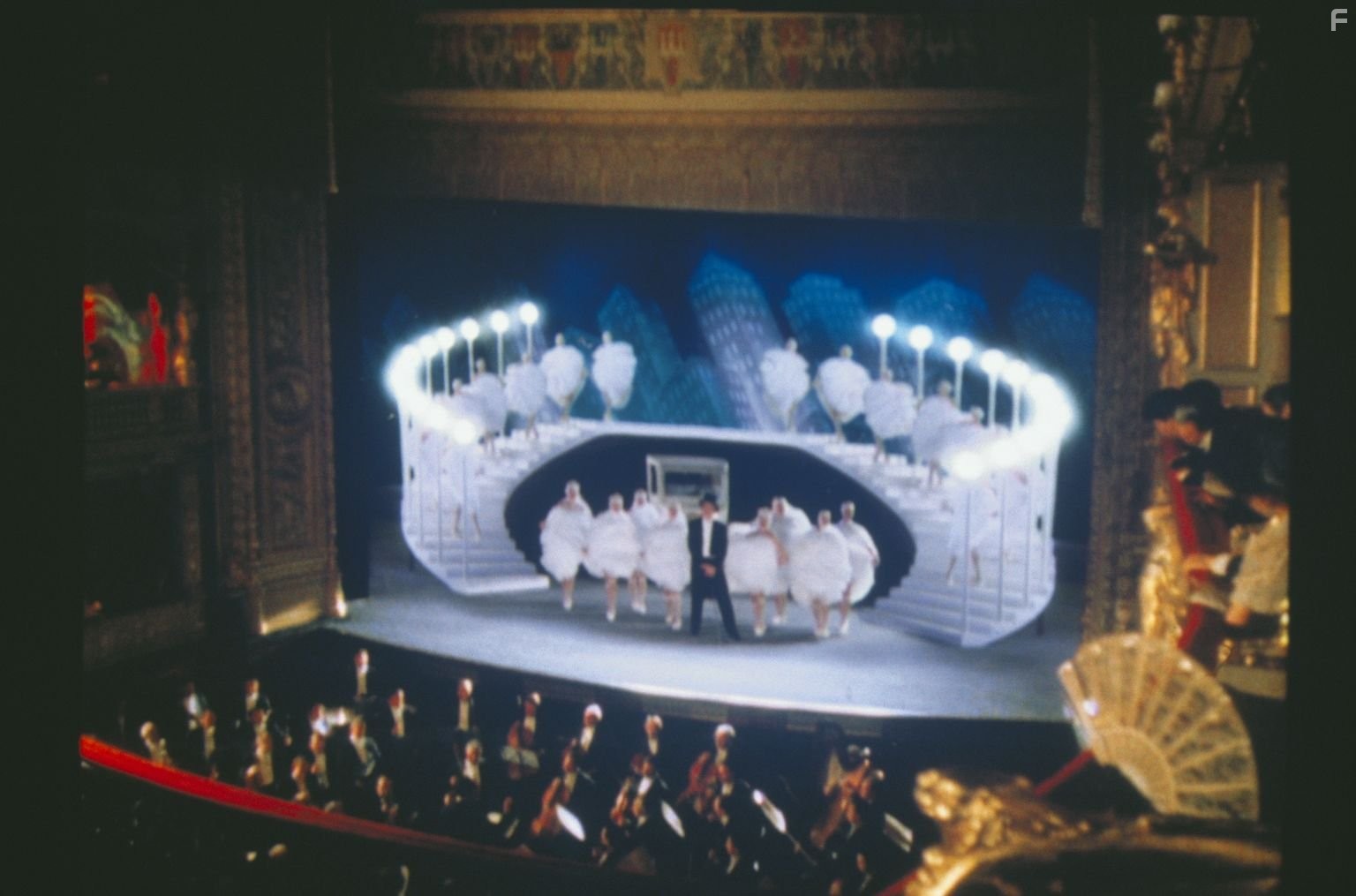 Приключения молодого Индианы Джонса (1992)