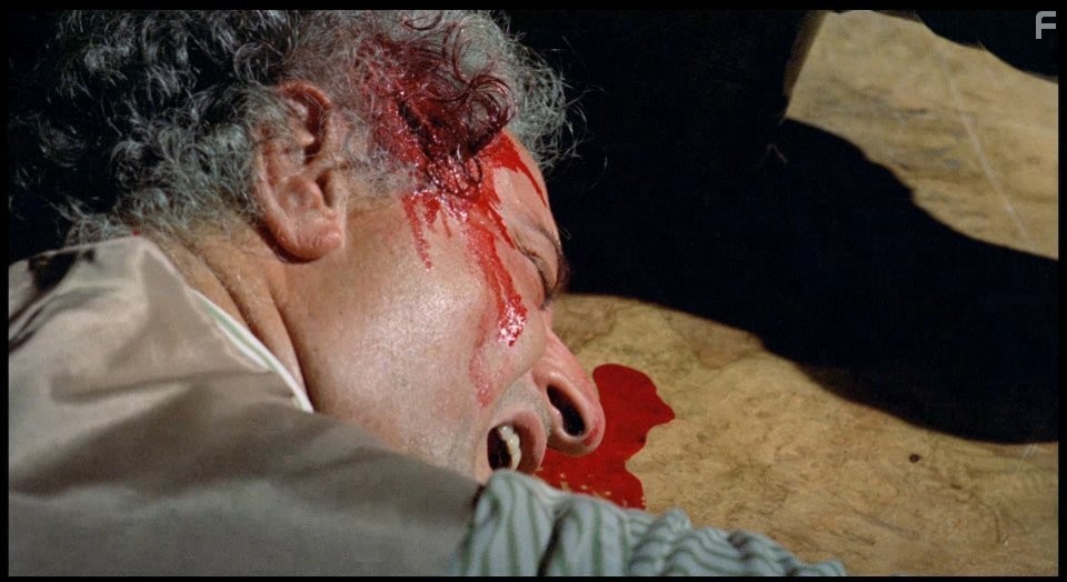 Il profumo della signora in nero (1974)