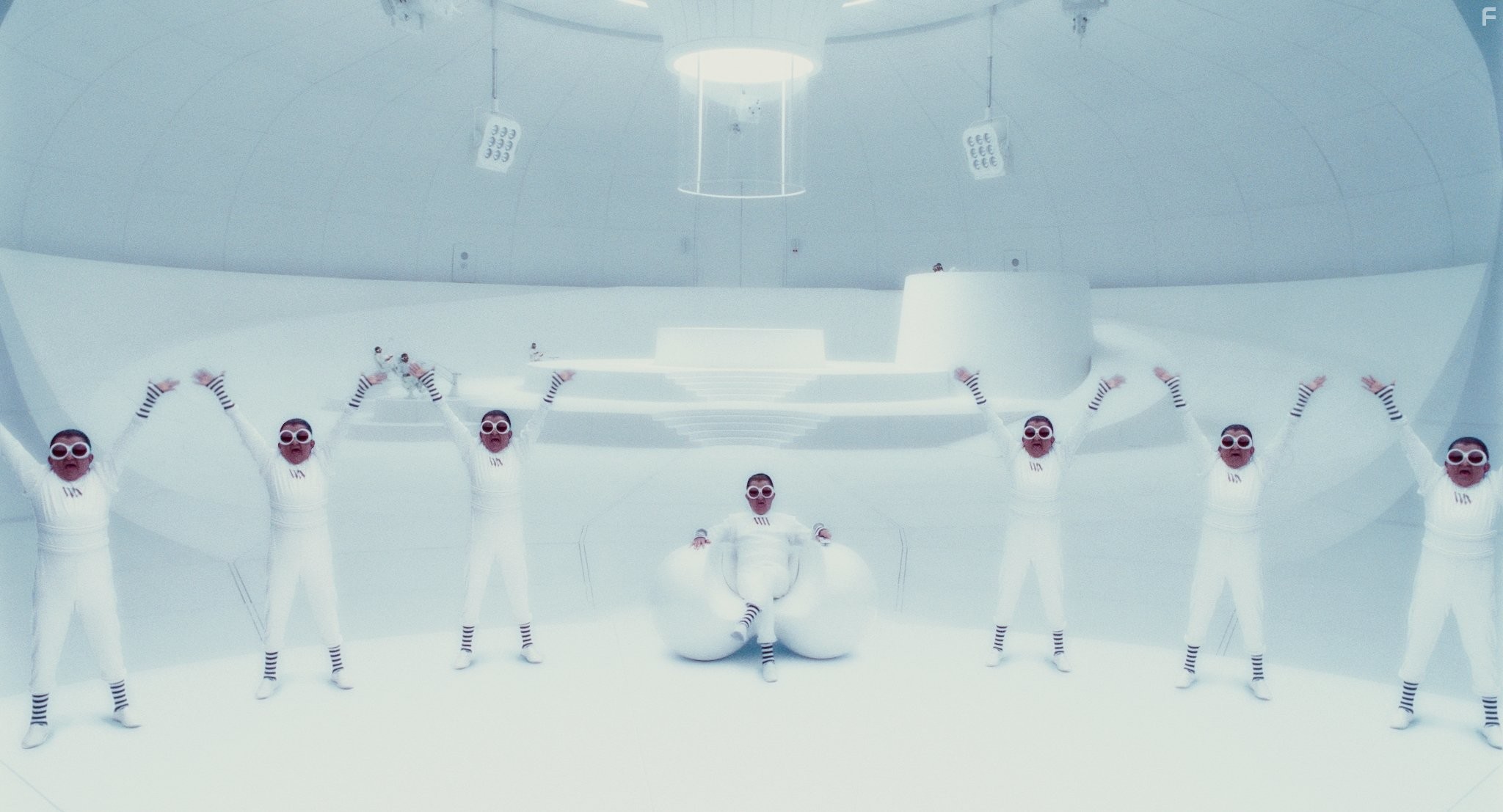 Deep Roy in Чарли и шoколадная фабрика (2005)