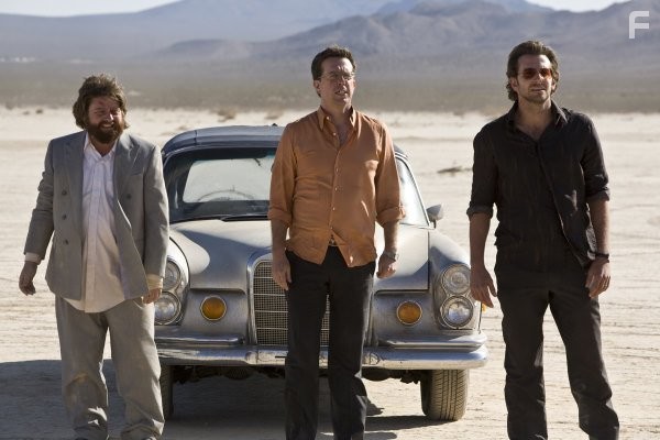Bradley Cooper, Zach Galifianakis, and Ed Helms in Мальчишник в Вегасе (2009)