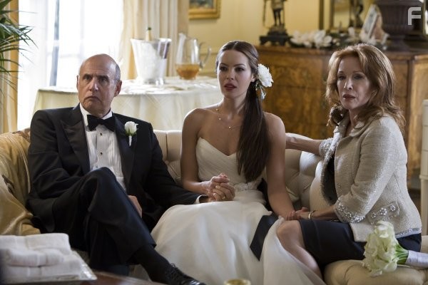 Jeffrey Tambor, Sasha Barrese, and Sondra Currie in Мальчишник в Вегасе (2009)