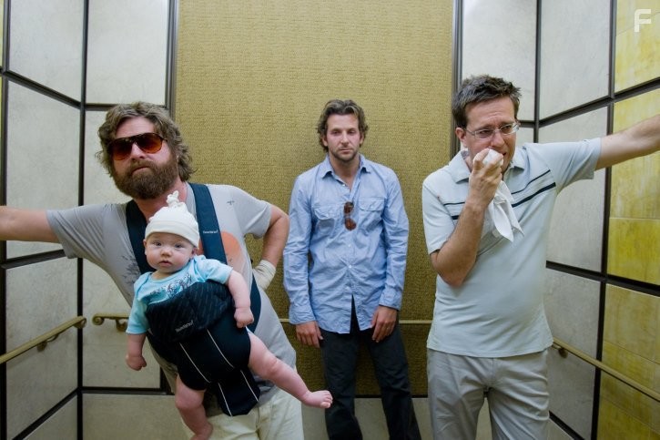 Bradley Cooper, Zach Galifianakis, and Ed Helms in Мальчишник в Вегасе (2009)