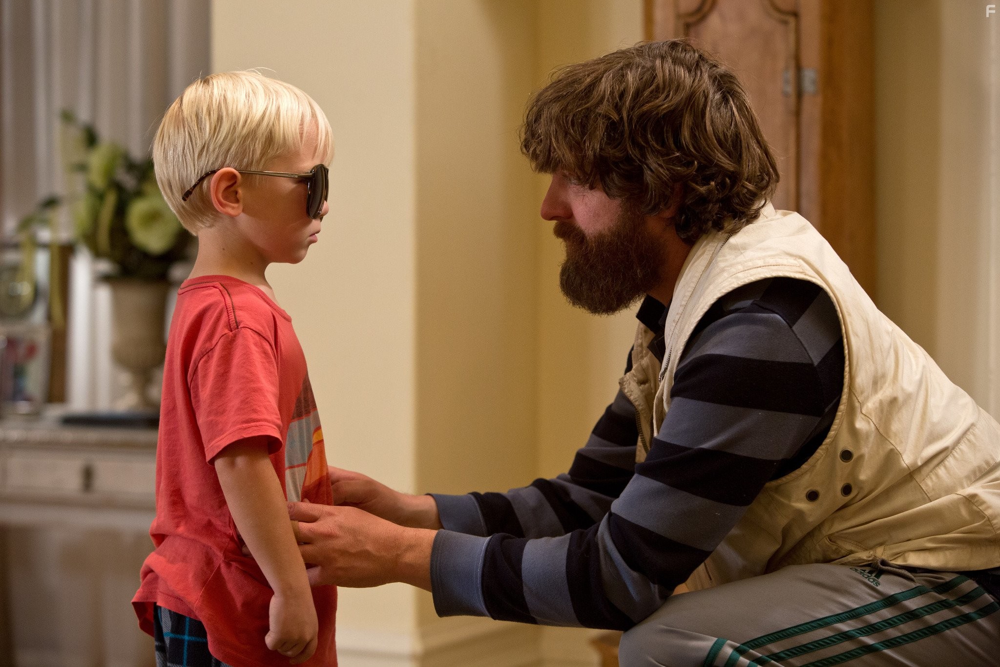 Zach Galifianakis and Grant Holmquist in Мальчишник: Часть III (2013)