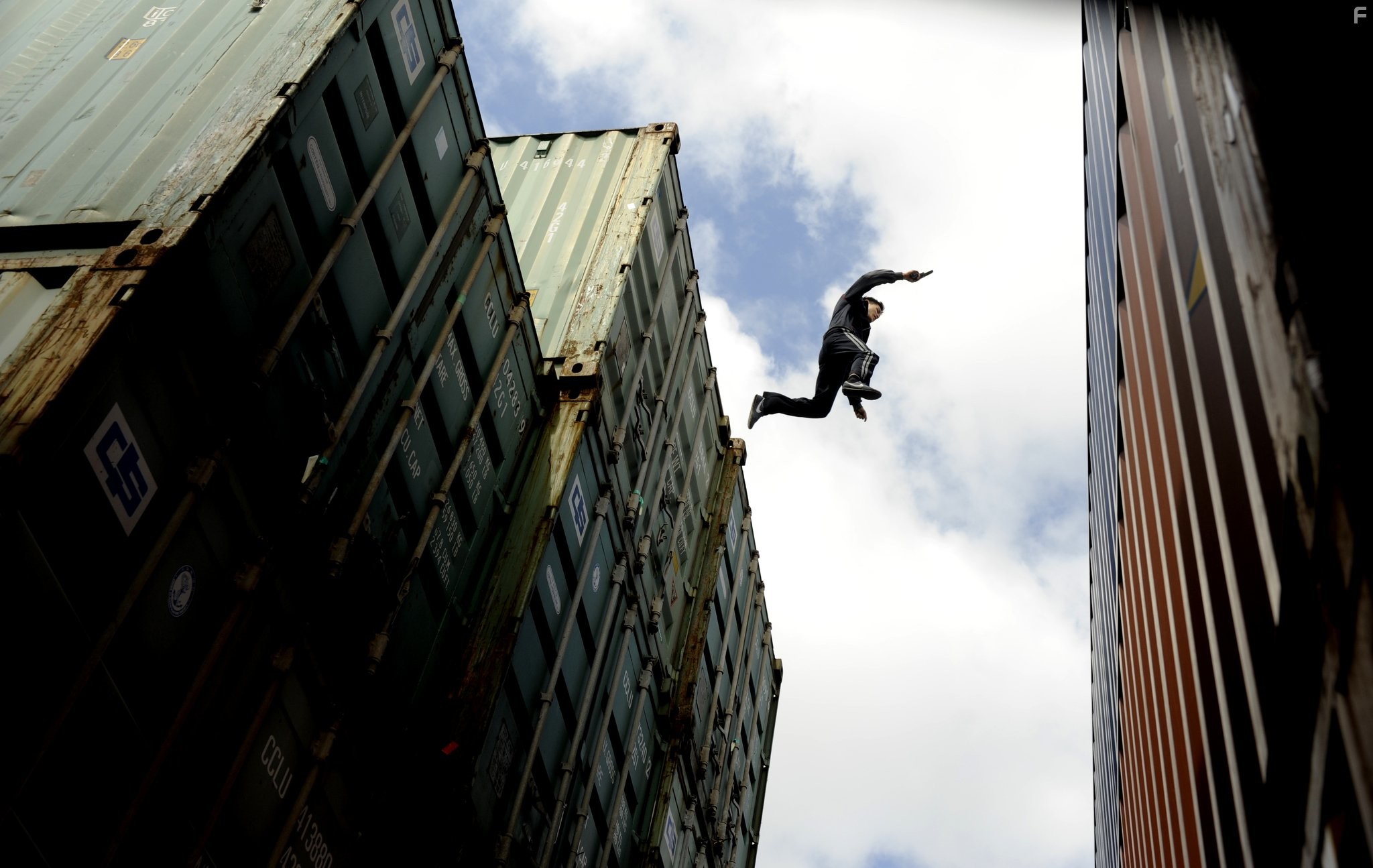 Мимо цели (2012)