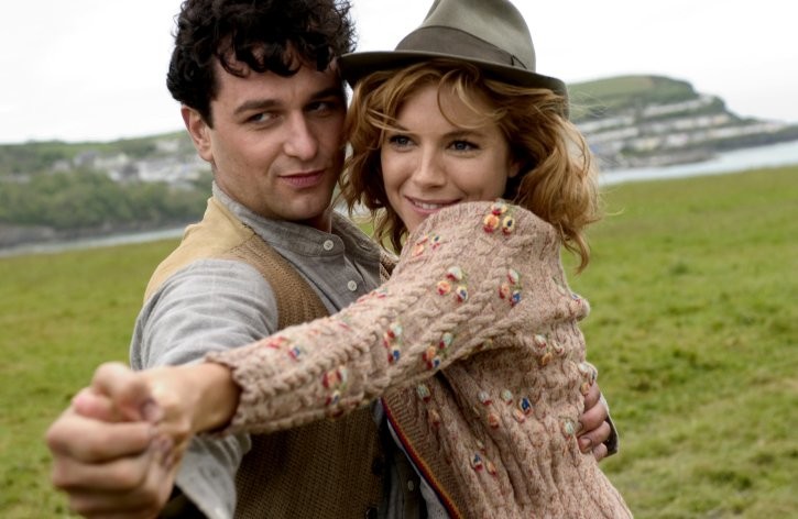 Matthew Rhys and Sienna Miller in Запретная любовь (2008)
