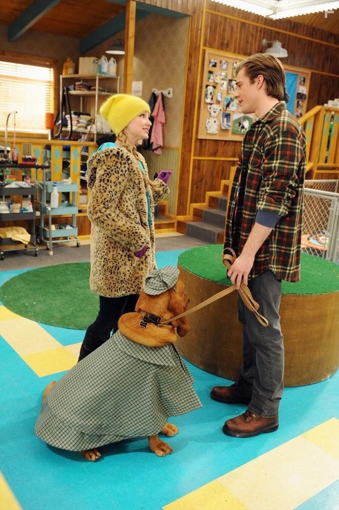 Luke Benward and Dove Cameron in Облако 9 (2014)