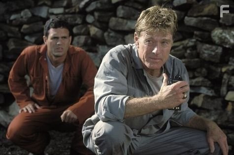 Robert Redford and Mark Ruffalo in Последний замок (2001)