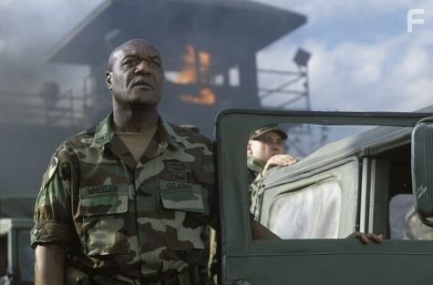 Delroy Lindo in Последний замок (2001)