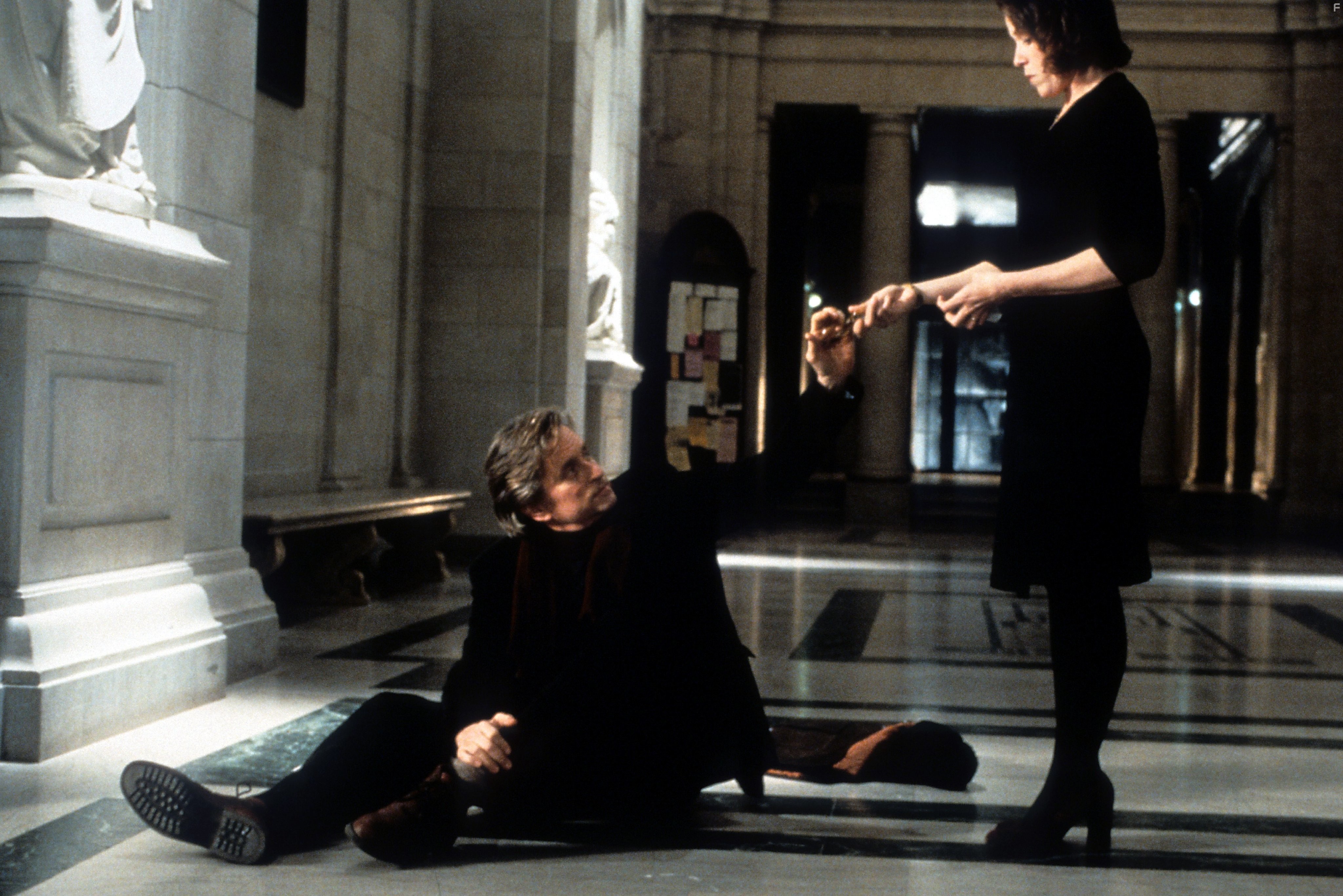 Michael Douglas and Frances McDormand in Вундеркинды (2000)