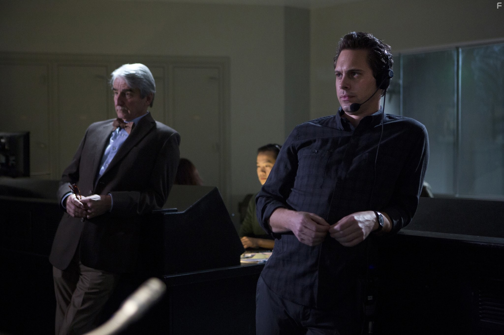 Sam Waterston and Thomas Sadoski in Новости (2012)