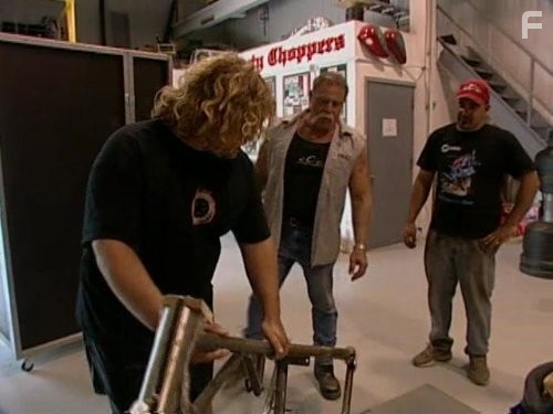 Paul Teutul Sr., Michael Teutul, and Vincent DiMartino in Американский мотоцикл (2003)