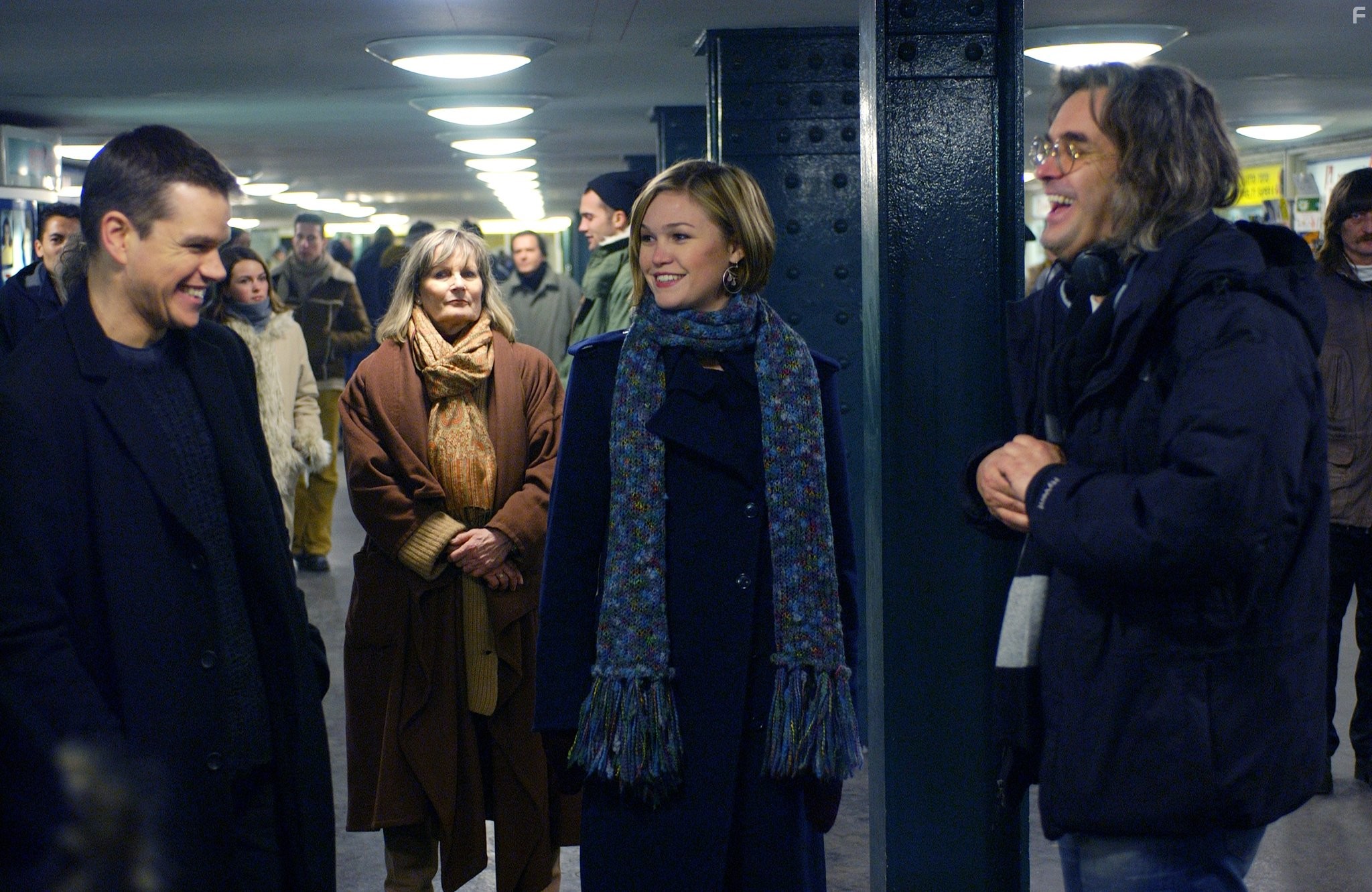 Matt Damon, Julia Stiles, and Paul Greengrass in Превосходство Борна (2004)