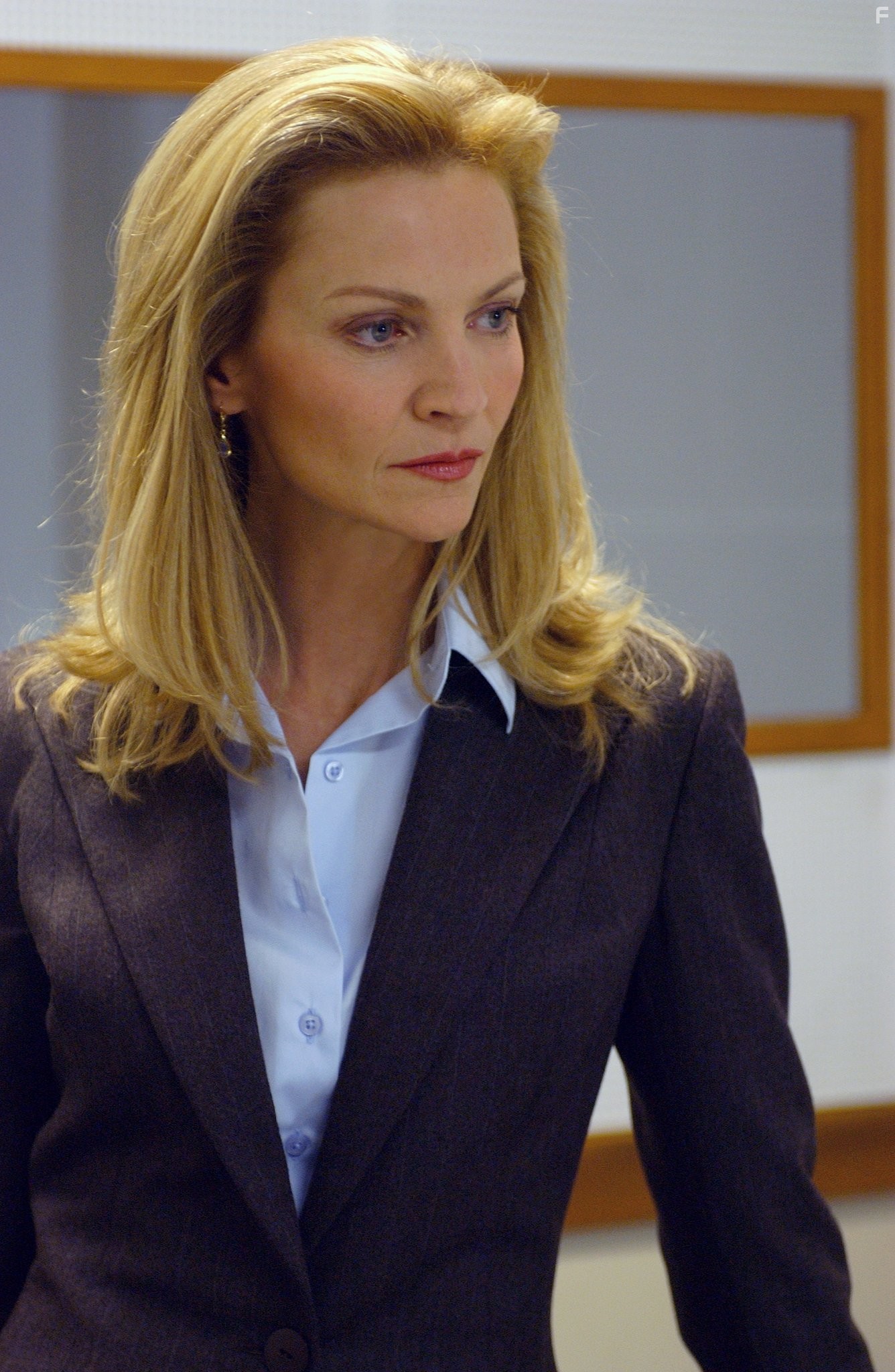 Joan Allen in Превосходство Борна (2004)