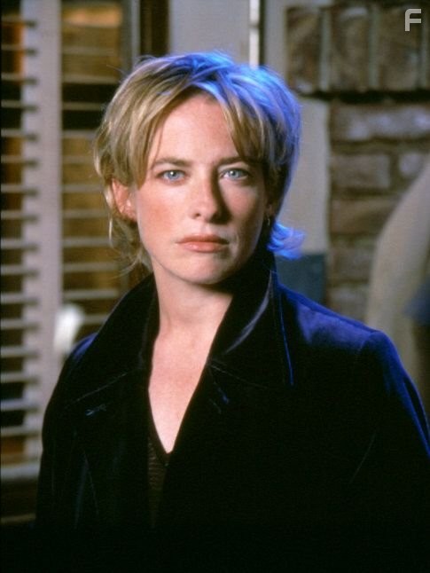 Julie Stewart in Cold Squad (1998)