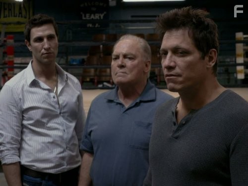 Тушите свет (2011)