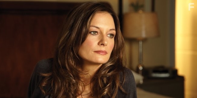 Catherine McCormack in Тушите свет (2011)