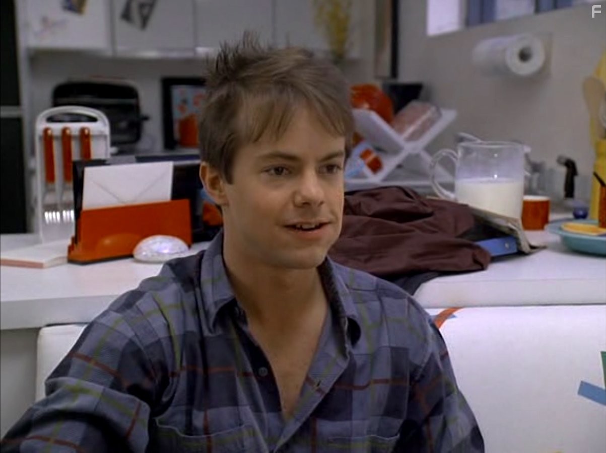 Stephen Geoffreys in Удивительные истории (1985)